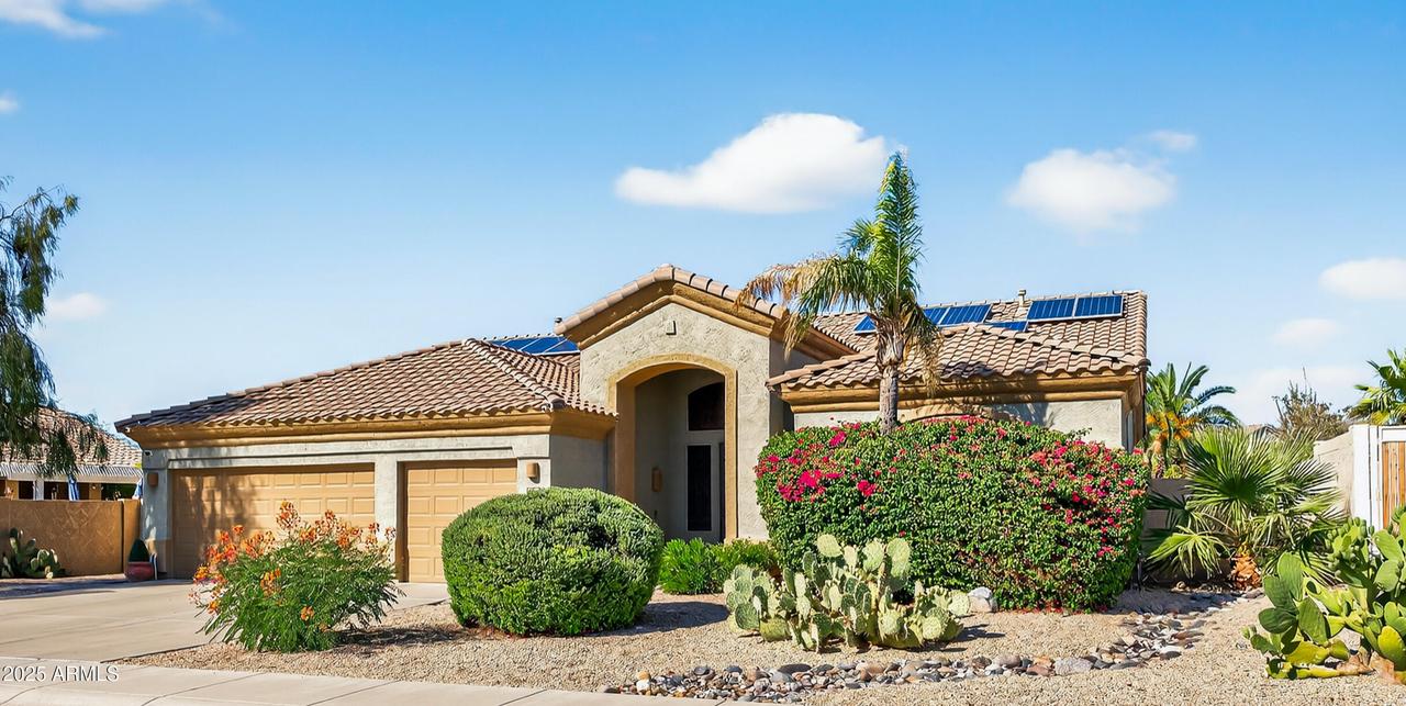 10897 S Turtle Dove Dr., Goodyear, AZ 85338