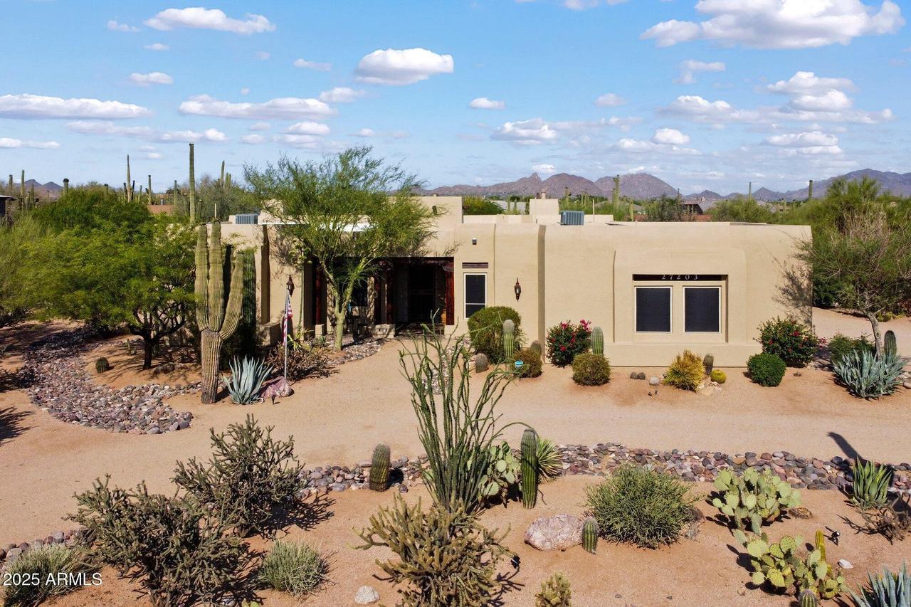 27203 N 64th Way, Scottsdale, AZ 85266