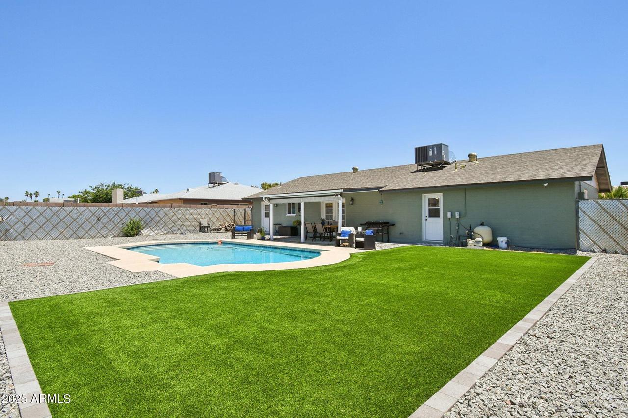 13842 N 40th Ave., Phoenix, AZ 85053