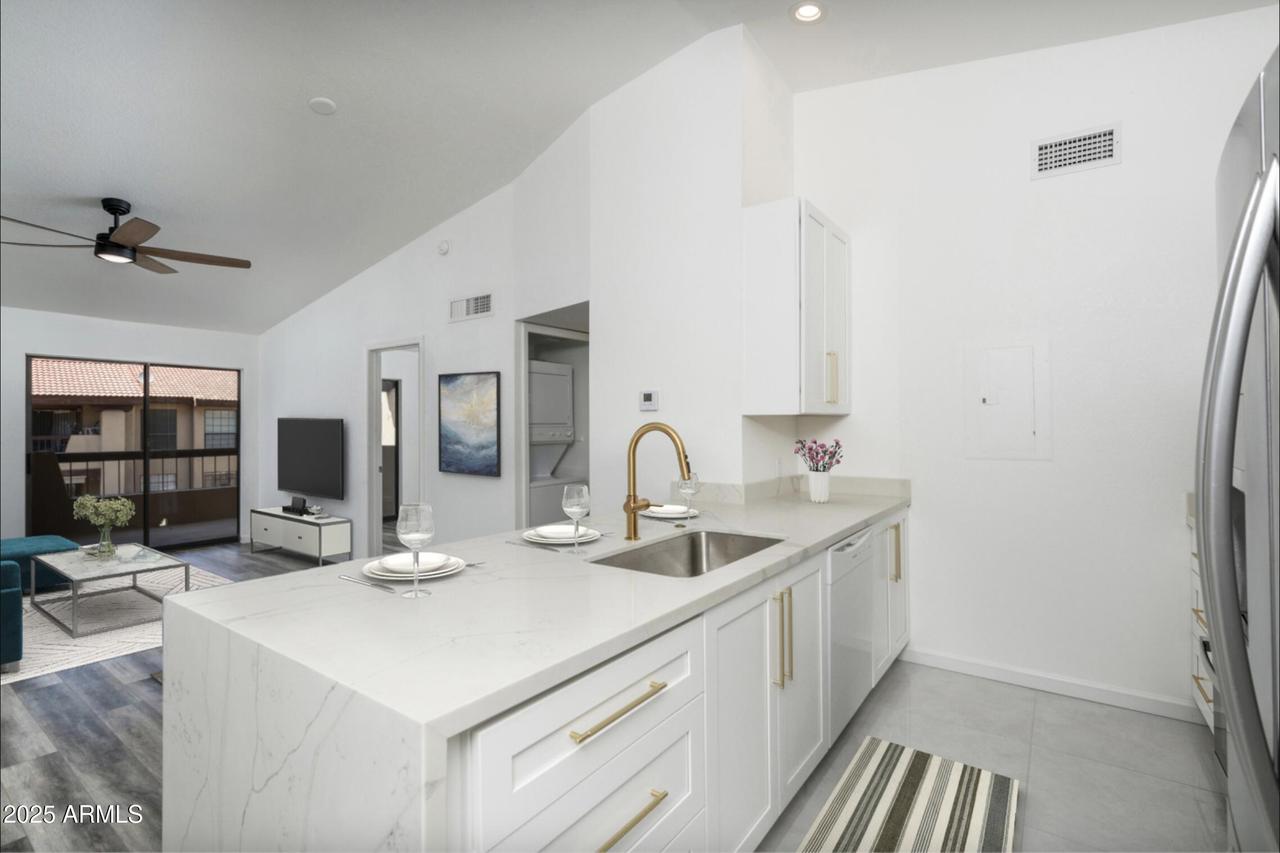 1351 N Pleasant Dr. #2011, Chandler, AZ 85225