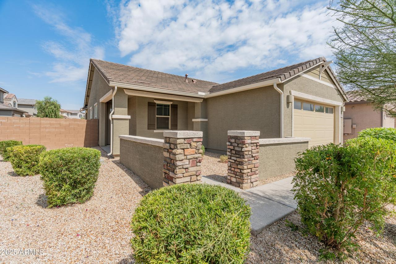 5957 N 89th Dr., Glendale, AZ 85305