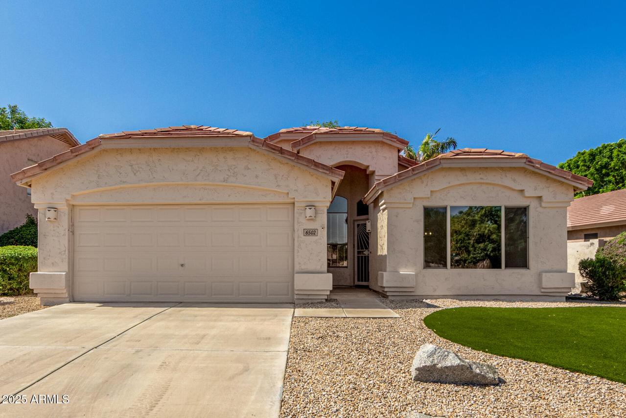 6502 W Wahalla Ln., Glendale, AZ 85308