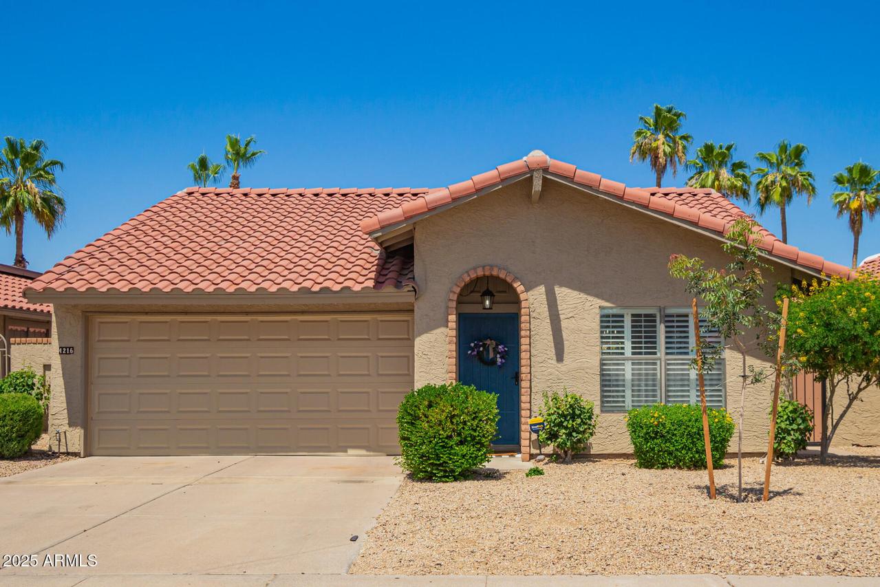 4216 E Sandia St., Phoenix, AZ 85044