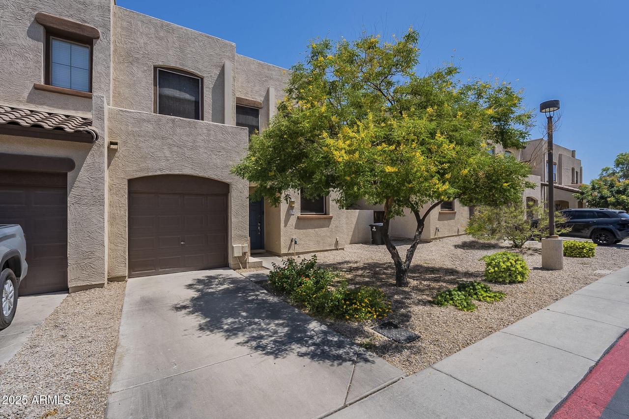 1886 E Don Carlos Ave. #136, Tempe, AZ 85281