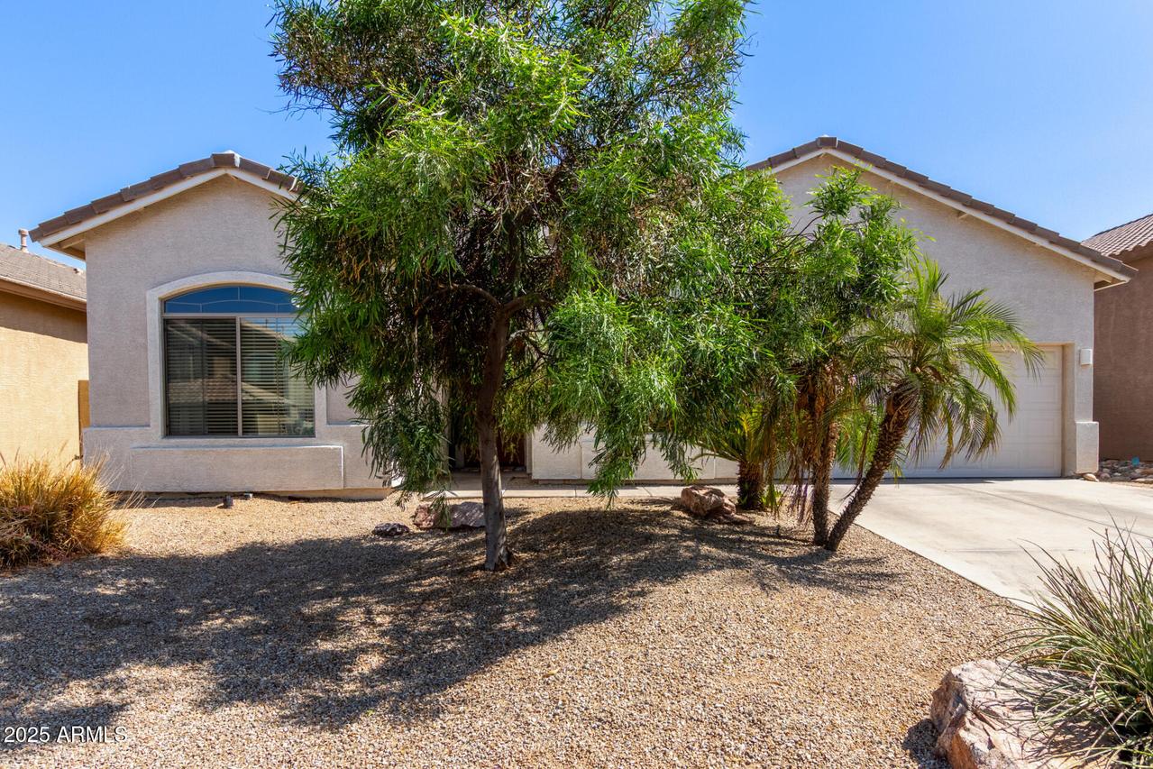 3553 W Dancer Ln., San Tan Valley, AZ 85144