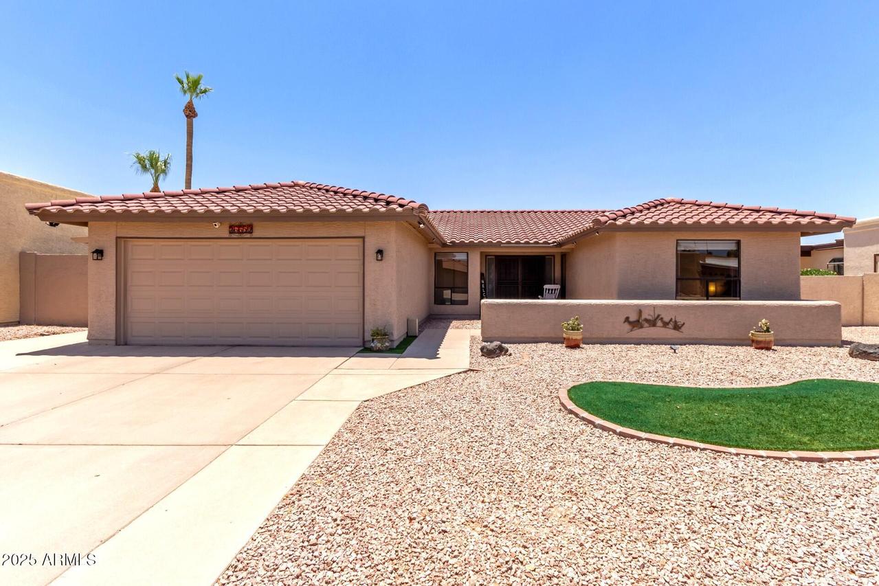 26650 S New Town Dr., Sun Lakes, AZ 85248