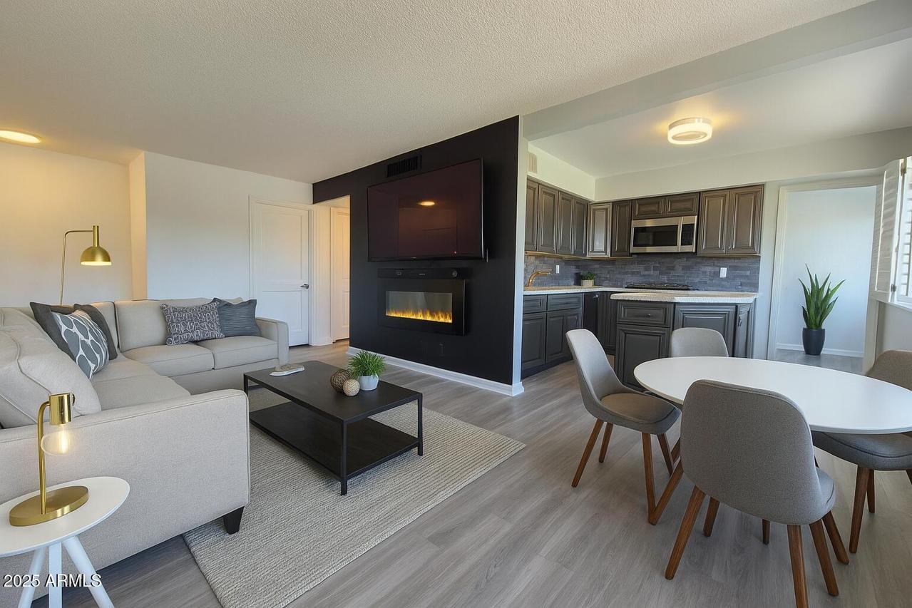 8221 E Garfield St. #L214, Scottsdale, AZ 85257