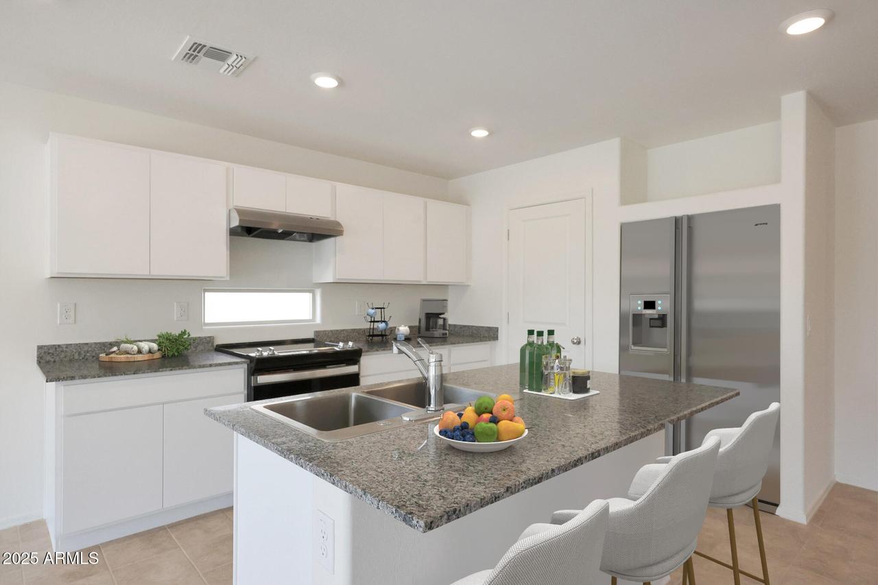 1382 W Tigua Way, Coolidge, AZ 85128
