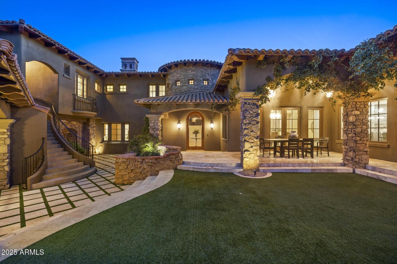 9290 E Thompson Peak Pkwy. #470, Scottsdale, AZ 85255