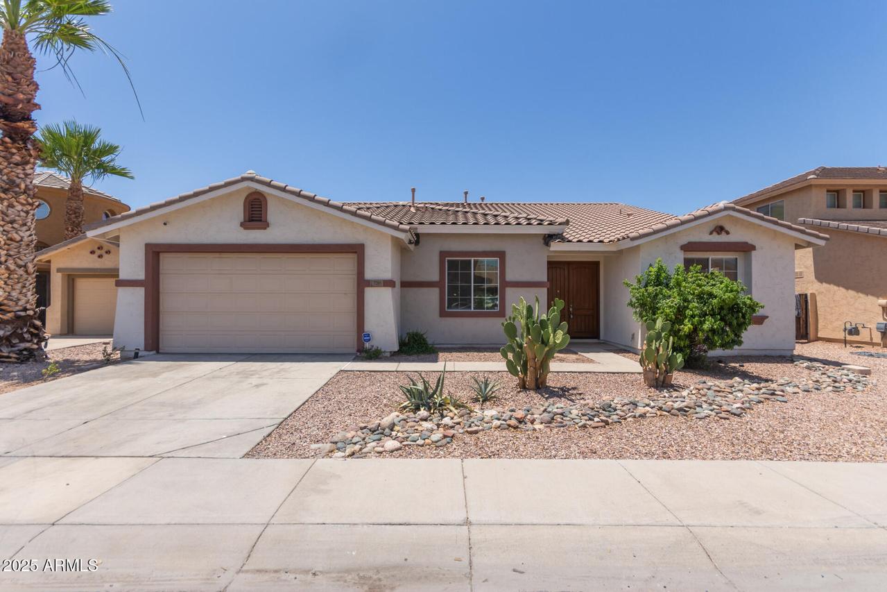 7205 W Ellis St., Laveen, AZ 85339
