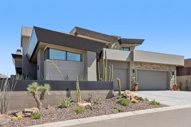 New Homes with Master Bedrooms on the 1st Floor in Desert Mountain: June 14th to June 20th