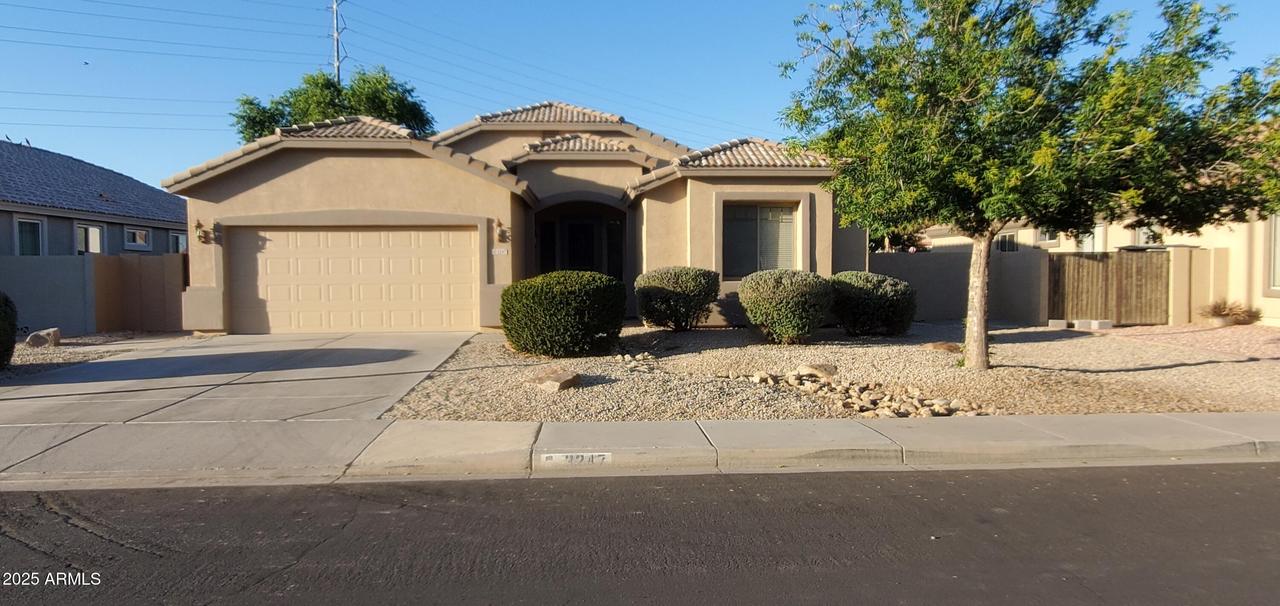 3247 E Lark Ct., Gilbert, AZ 85297