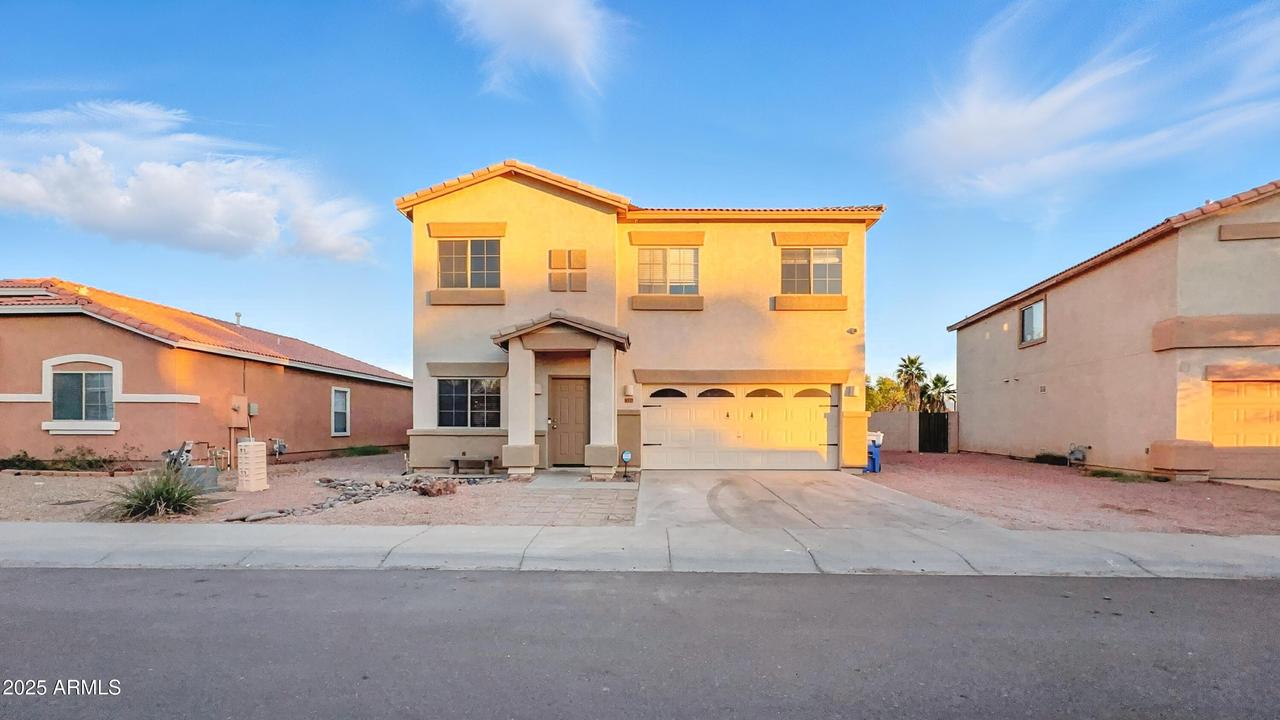 6537 W Pioneer St., Phoenix, AZ 85043
