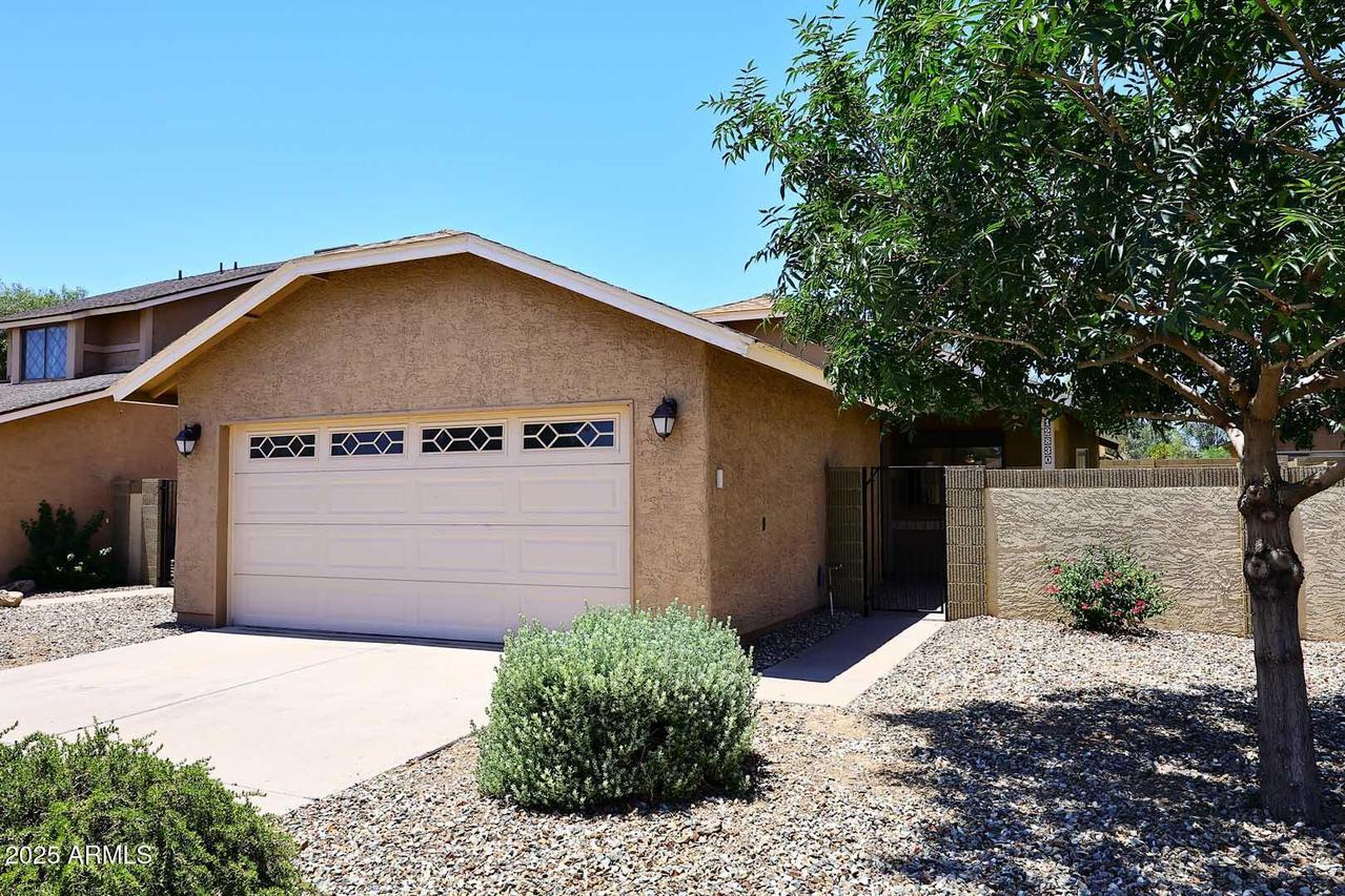 12830 S Wakial Loop, Phoenix, AZ 85044