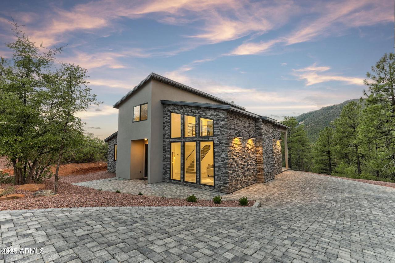 6541 W Ruin Hill Loop, Pine, AZ 85544