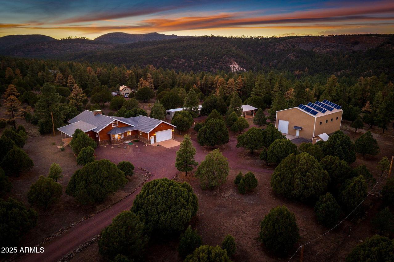 31 E County Road N2163, Nutrioso, AZ 85932