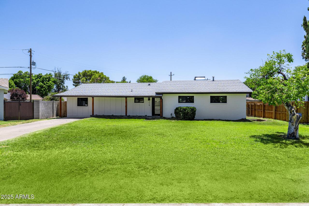 215 W Ruth Ave., Phoenix, AZ 85021