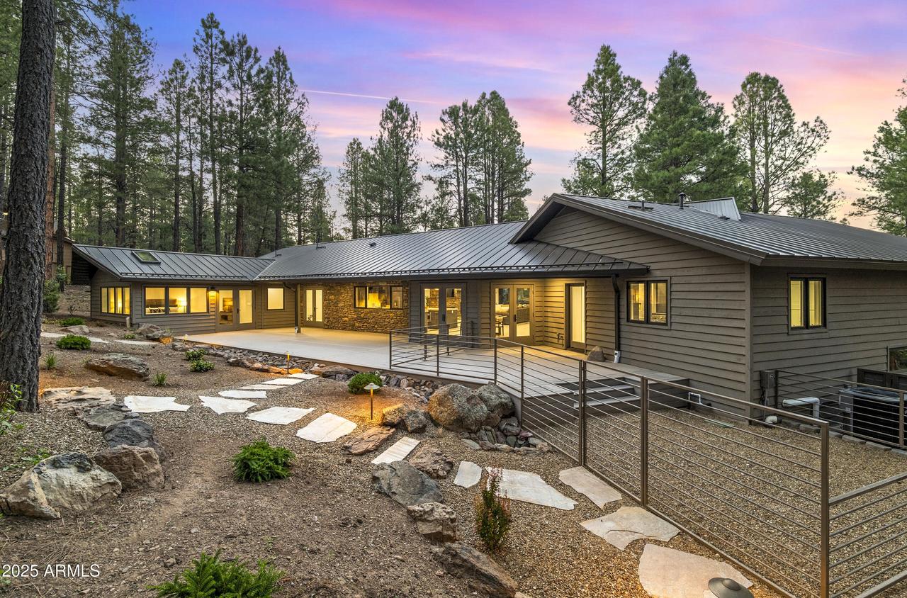 5837 Griffiths Spring, Flagstaff, AZ 86005