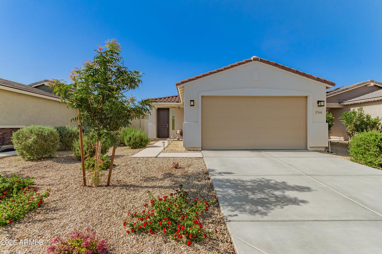 17444 W Via De Luna Dr., Surprise, AZ 85387