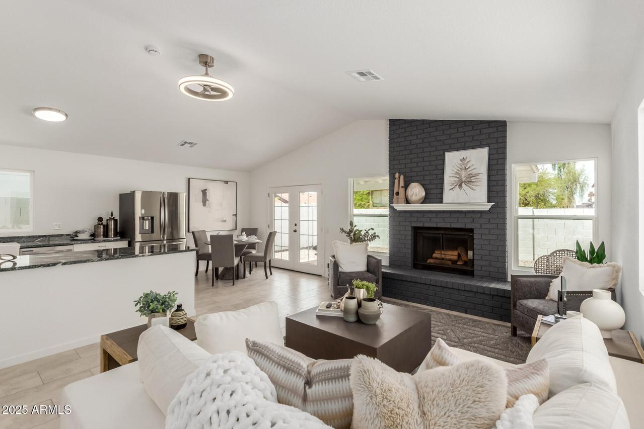 530 N Oakland St., Mesa, AZ 85205