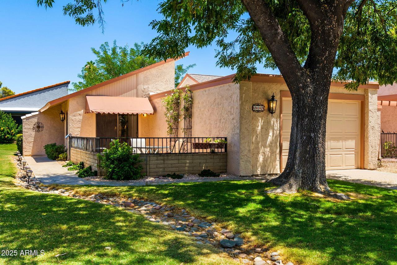 212 Leisure World, Mesa, AZ 85206