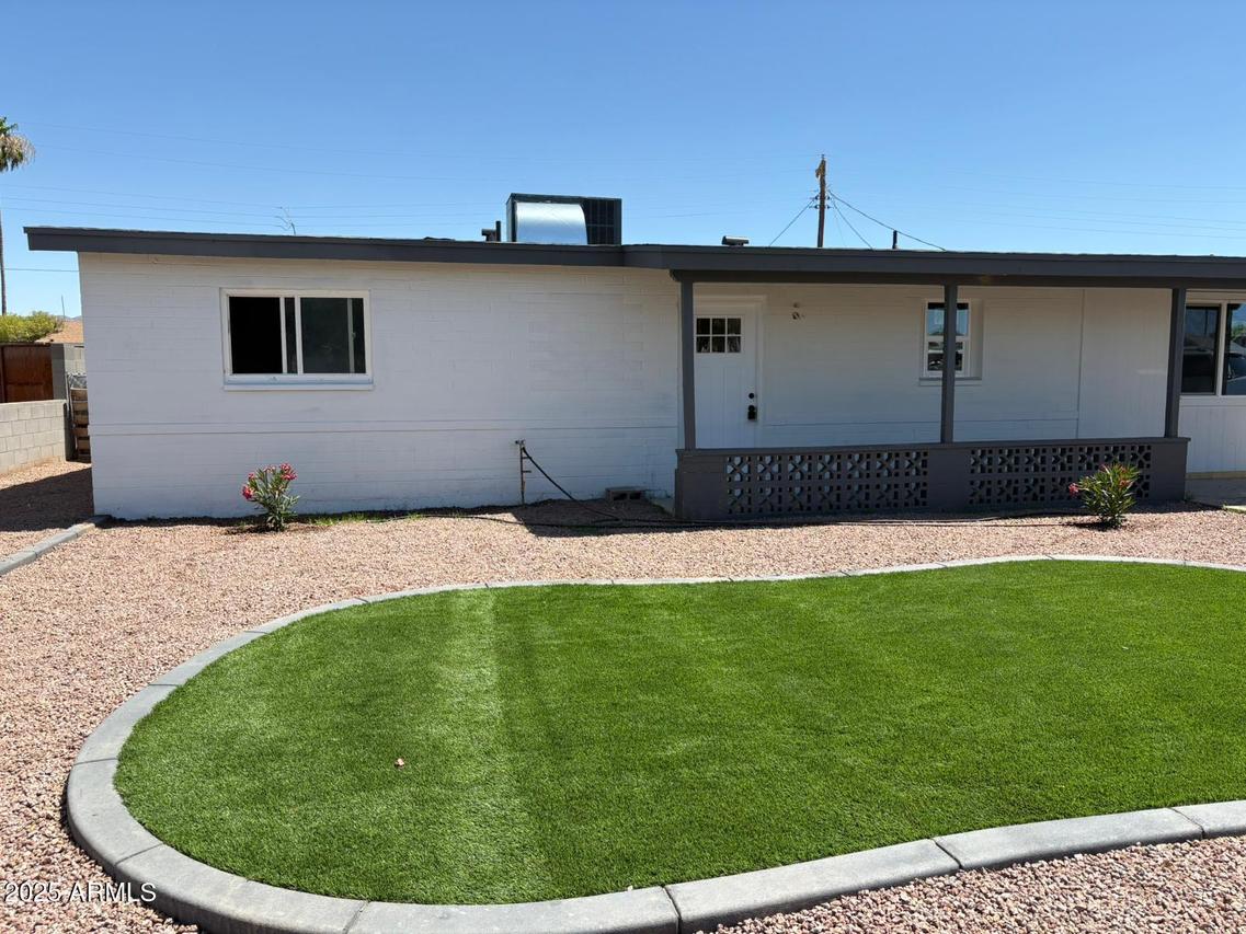2023 W Wayland Rd., Phoenix, AZ 85041