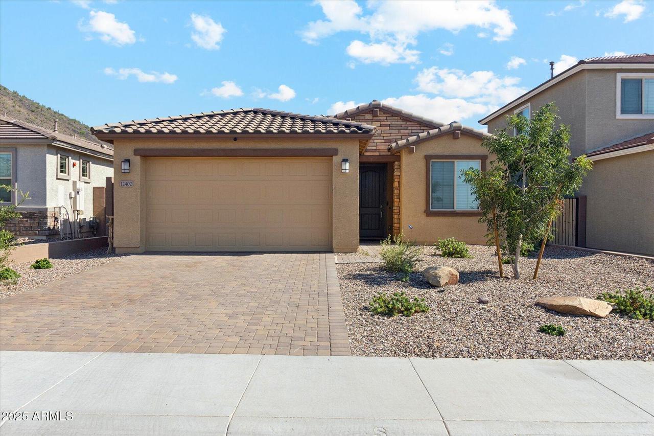 12402 W Cassia Tr., Peoria, AZ 85383