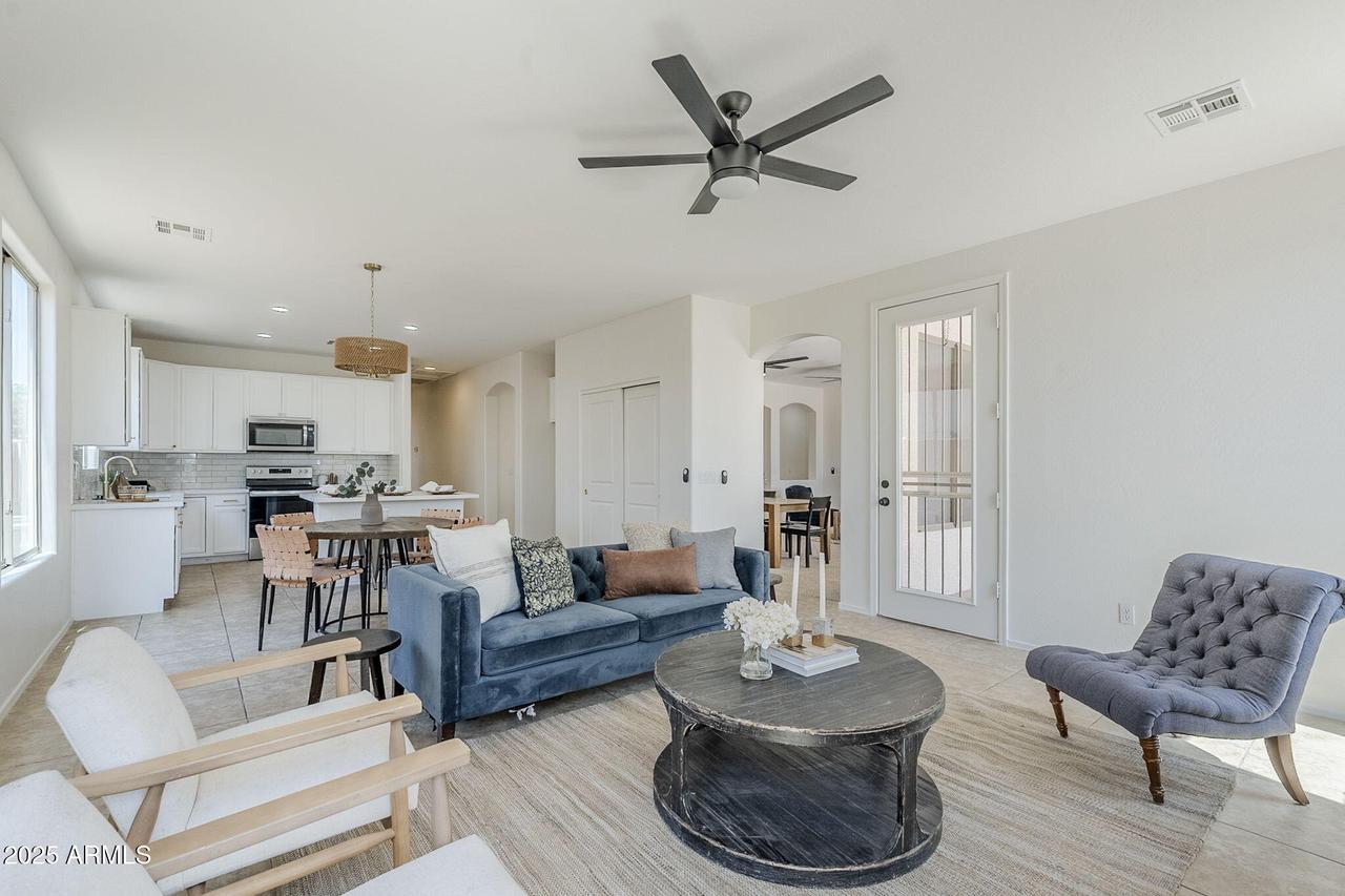 2755 N 103rd Ave., Avondale, AZ 85392