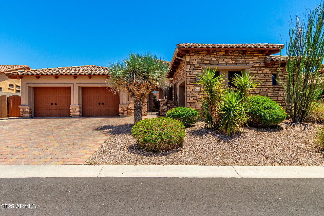 4041 N Silver Ridge Cir., Mesa, AZ 85207