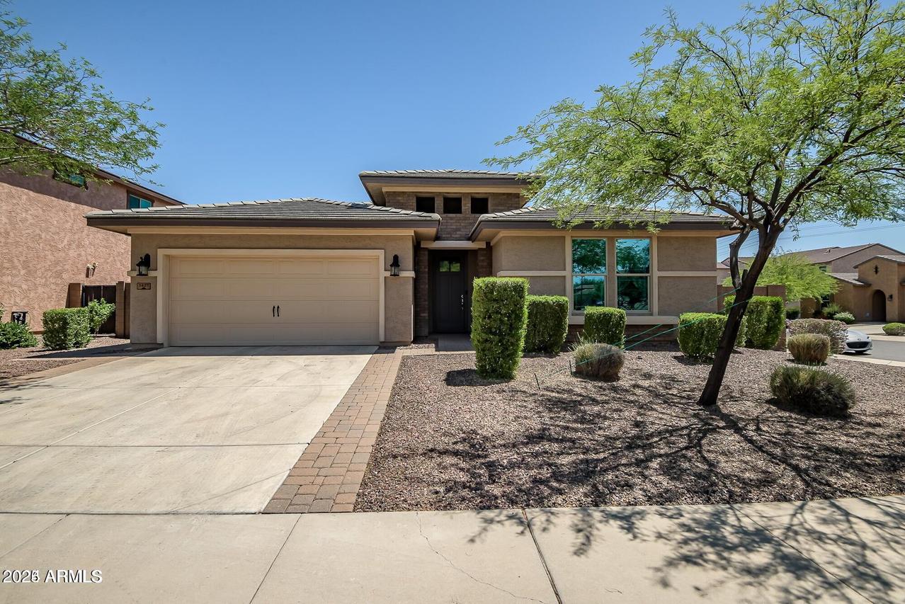 3827 W Aracely Dr., New River, AZ 85087
