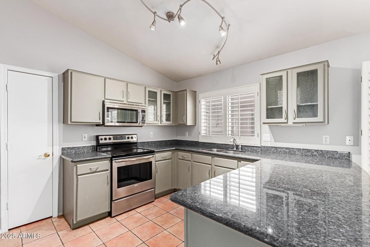 3050 E Pontiac Dr., Phoenix, AZ 85050