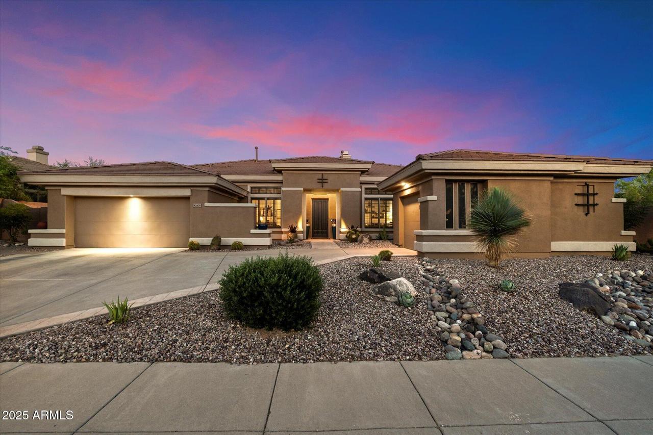 42105 N Golf Crest Rd., Anthem, AZ 85086