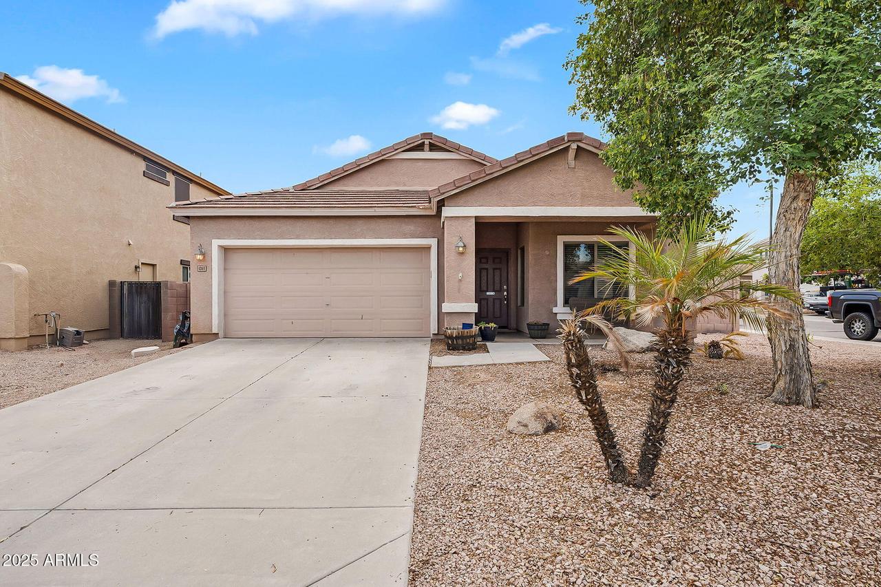 1265 W Desert Basin Dr., San Tan Valley, AZ 85143