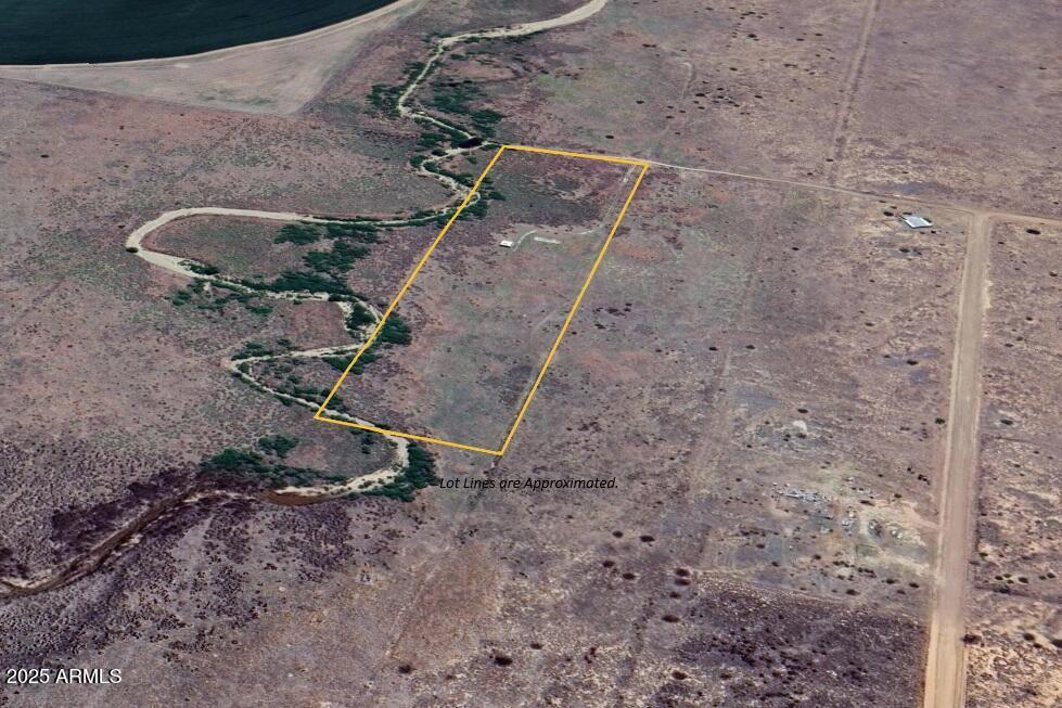 9.97 acres S Kit Carson Rd. #5, Pearce, AZ 85625