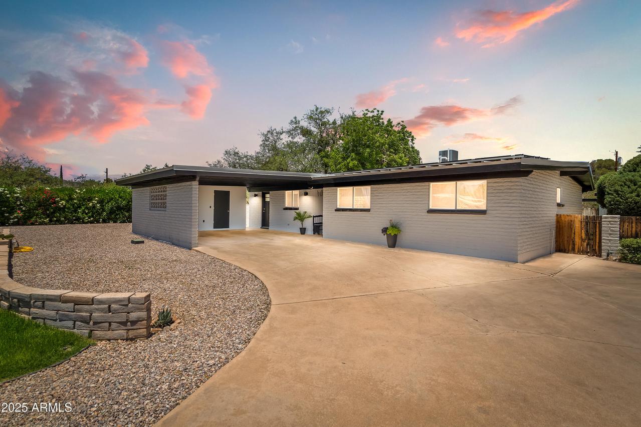 2833 Calle Pkwy., Sierra Vista, AZ 85635