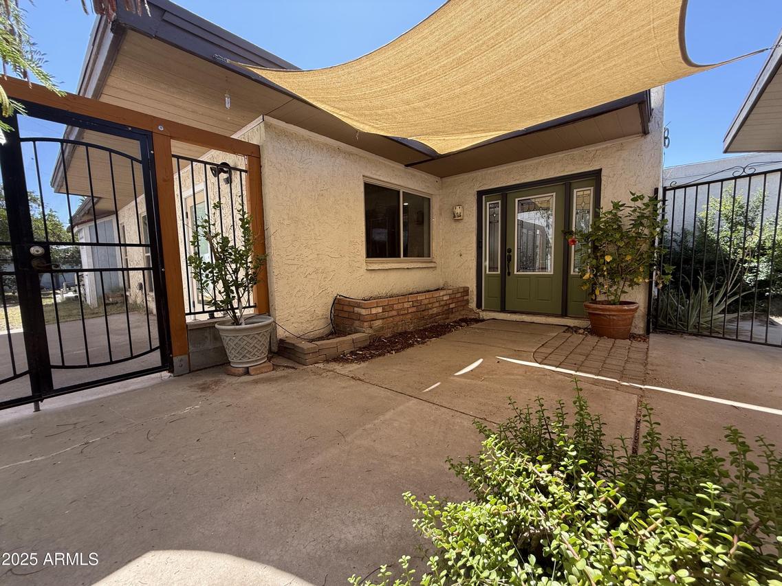 1725 N Date St. #8, Mesa, AZ 85201