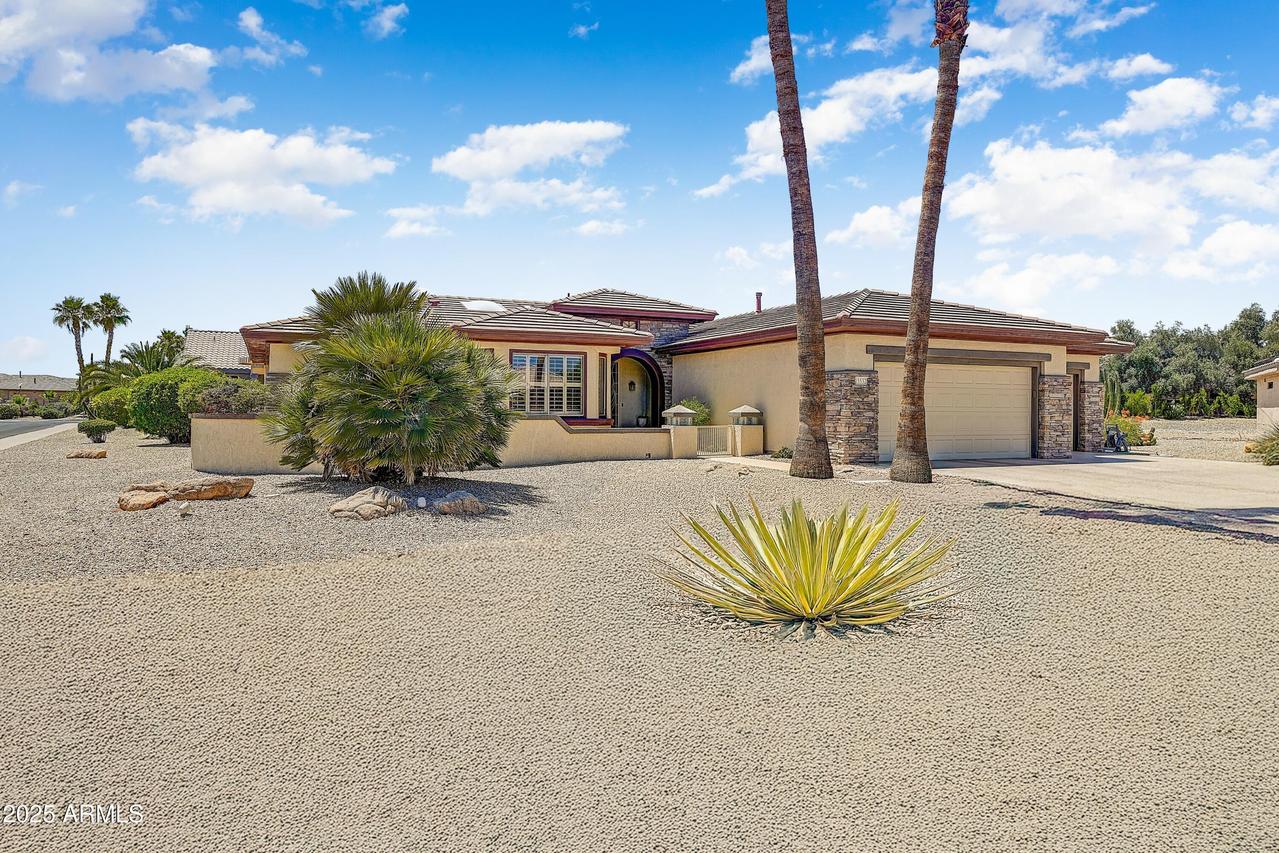 15532 W Prairie Dunes Dr., Surprise, AZ 85374