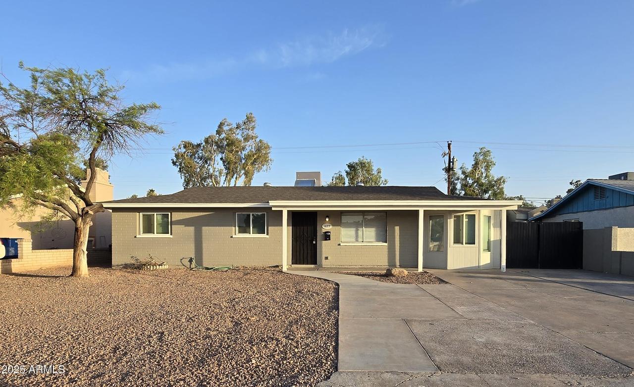 1627 W Pueblo Ave., Mesa, AZ 85202