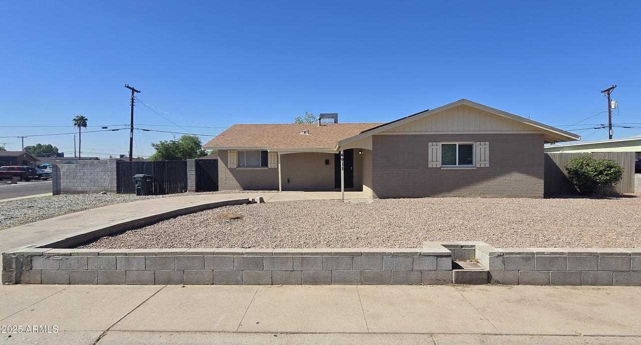 4911 W Merrell St., Phoenix, AZ 85031