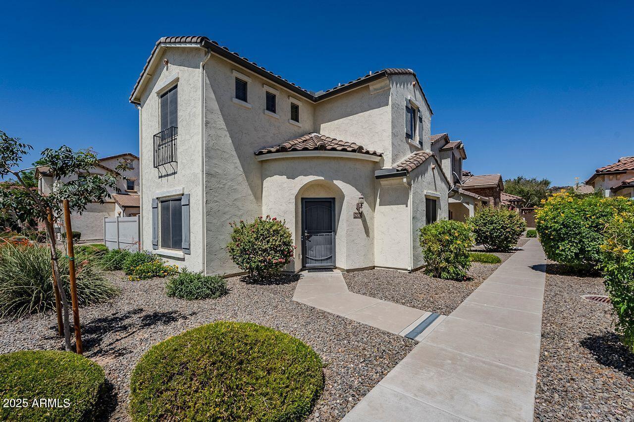 26505 N Babbling Brook Dr., Phoenix, AZ 85083