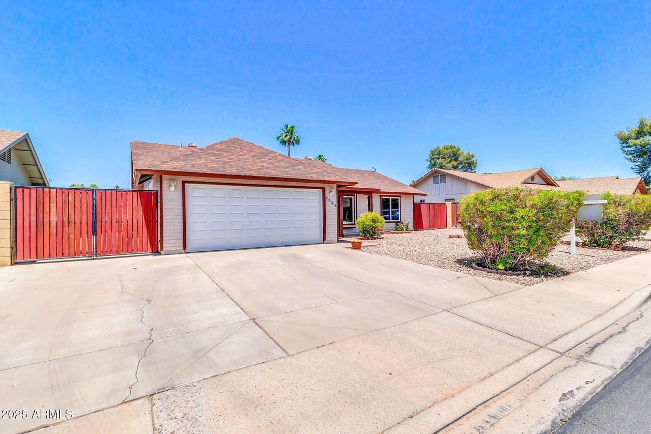 2324 E Crescent Ave., Mesa, AZ 85204
