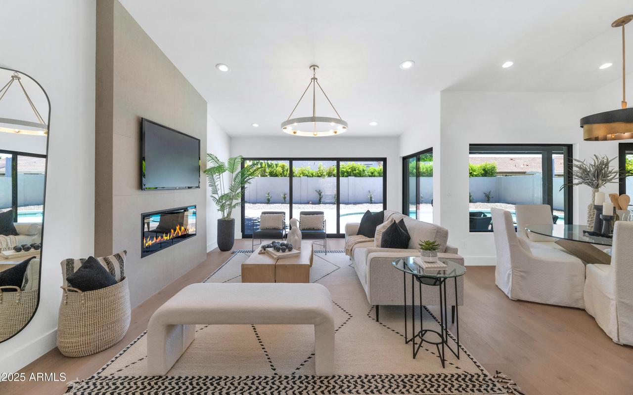 9450 N 83rd Pl., Scottsdale, AZ 85258