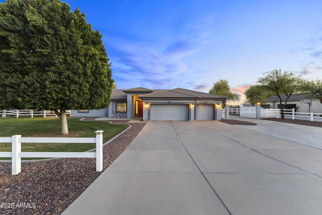 17809 W Claremont St., Waddell, AZ 85355