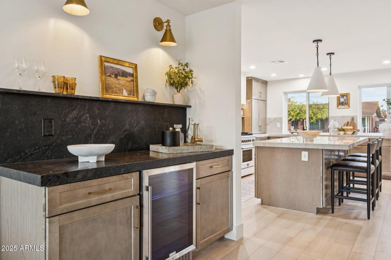 7432 E Holly St., Scottsdale, AZ 85257