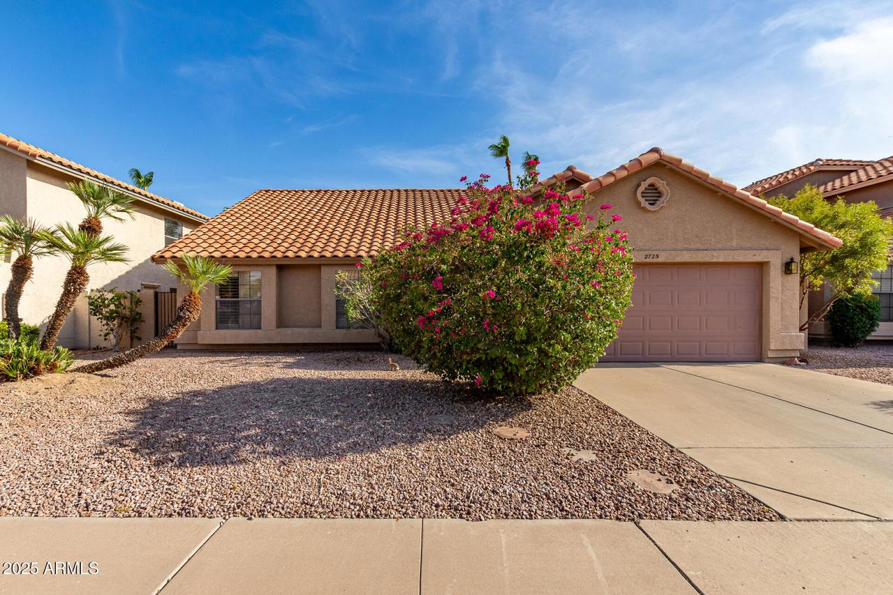 2723 E Rockledge Rd., Phoenix, AZ 85048