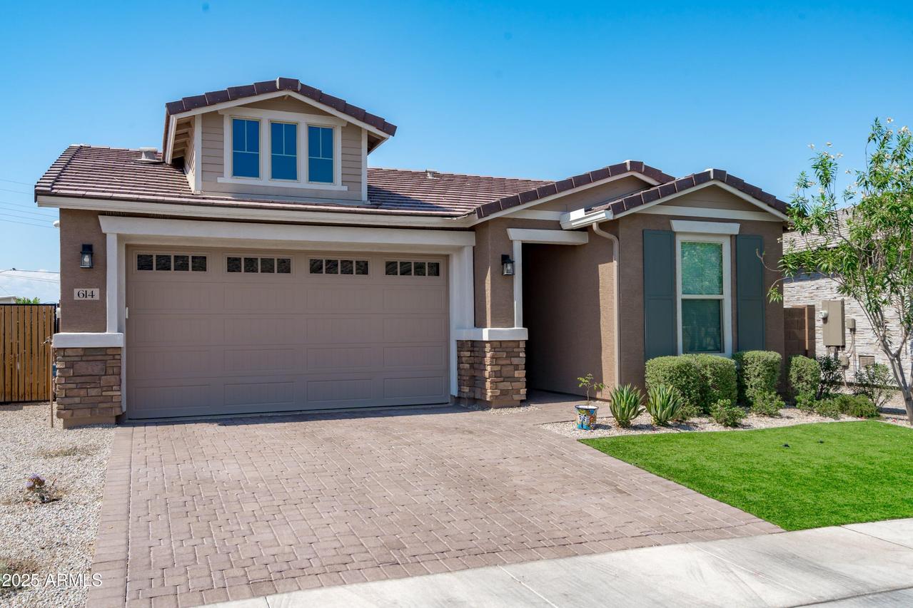 614 E Piedmont Rd., Phoenix, AZ 85042