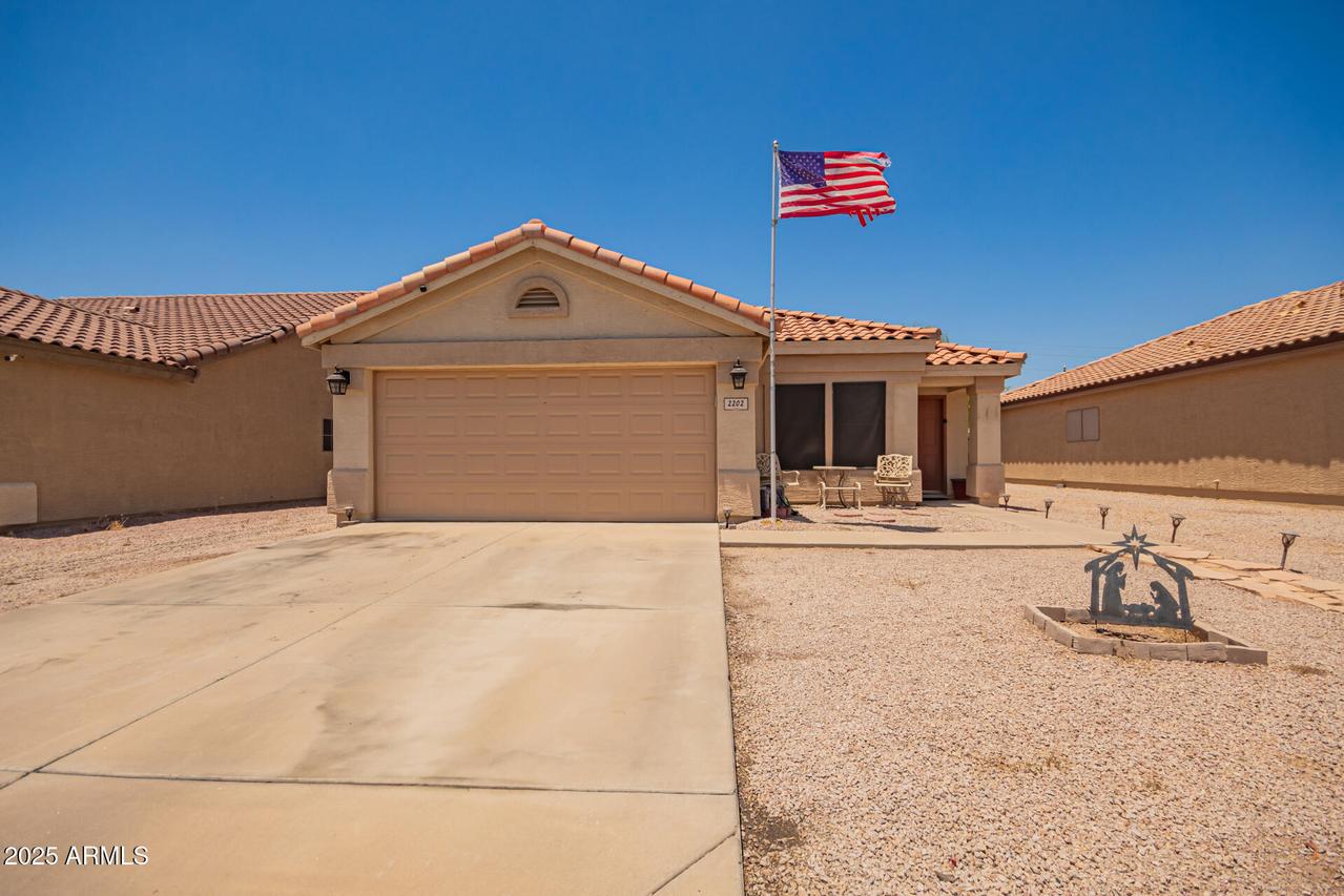 2202 S Lawther Dr., Apache Junction, AZ 85120
