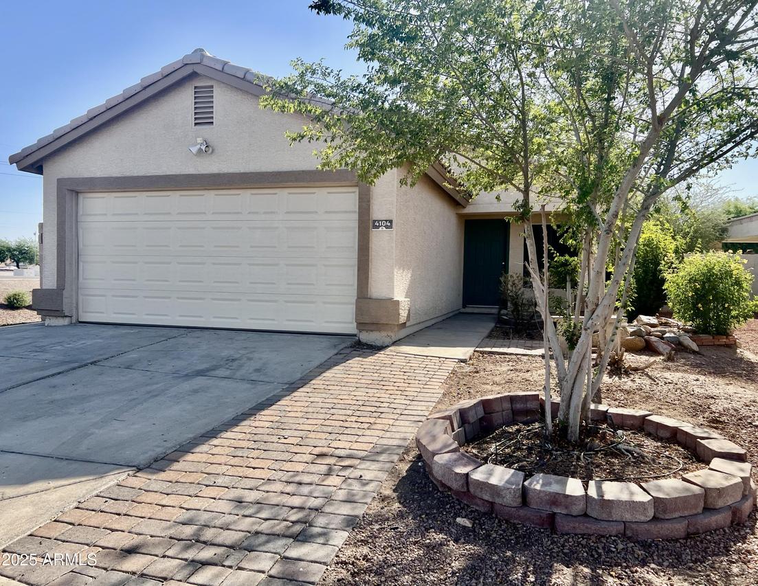 4104 N 113th Ave., Phoenix, AZ 85037