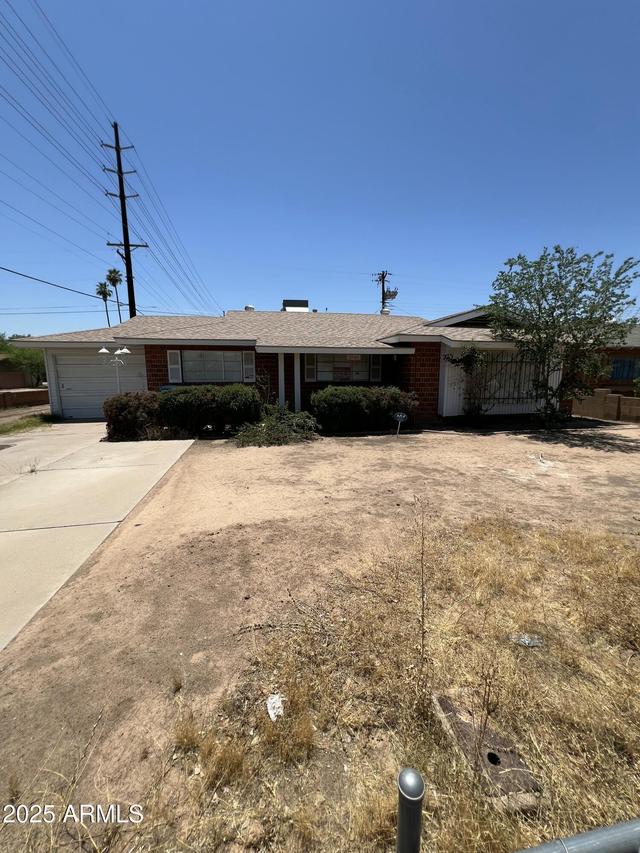 3701 W Keim Dr., Phoenix, AZ 85019