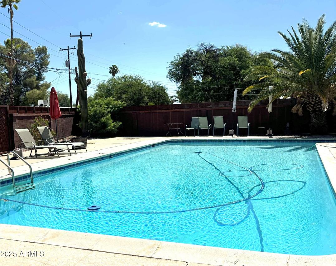 6142 E 20th St., Tucson, AZ 85711